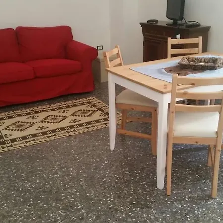 The White House * Ostuni